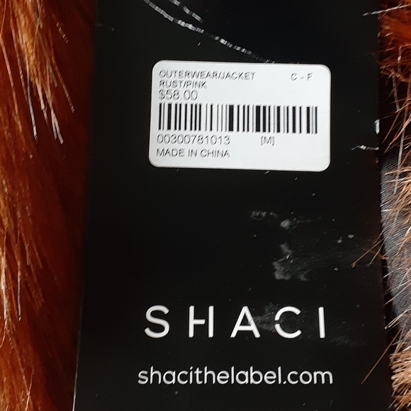 SHACI faux fur bomber jacket - Picture 9 of 10